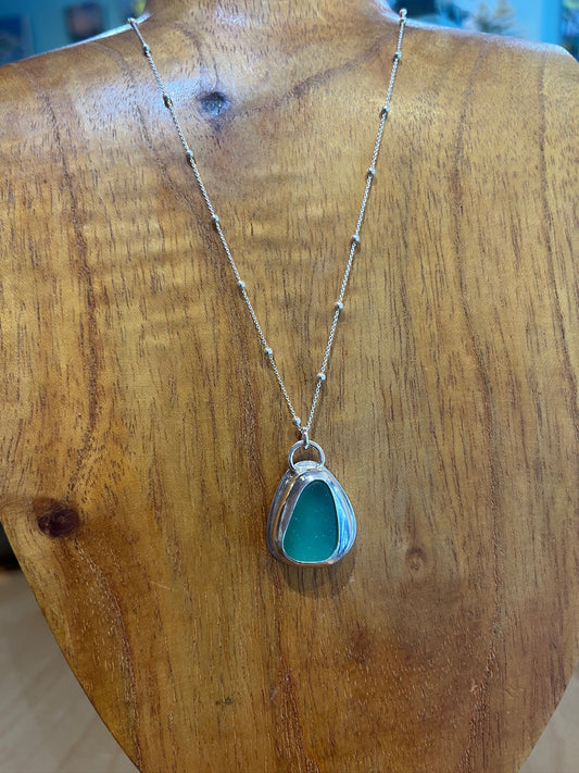 N12 Seaglass Necklace by Susan Ringer