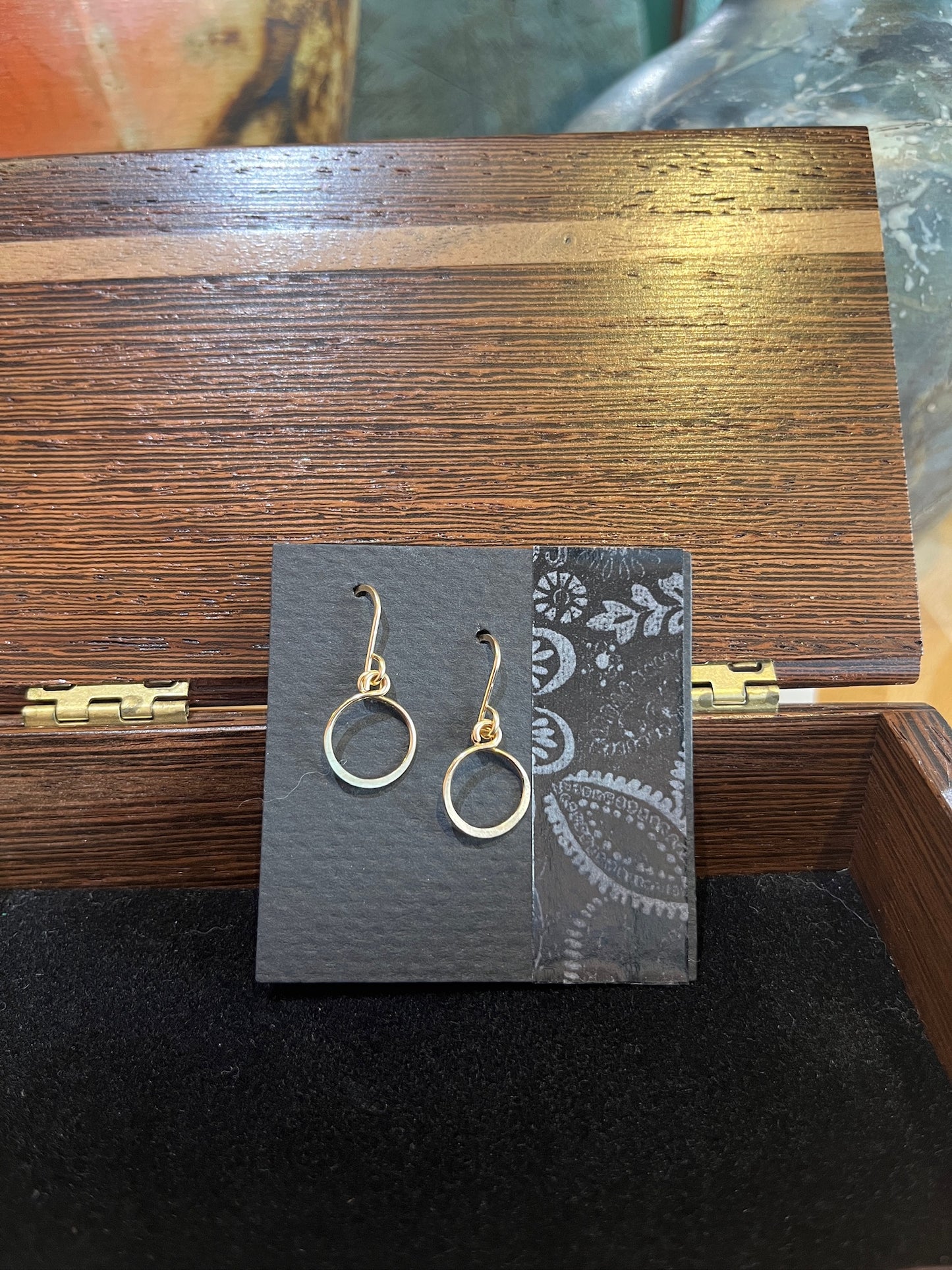 E031 Single Earrings by Linda Trent