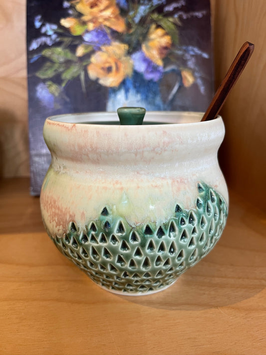 Honey Pot by Wendy Wrenn